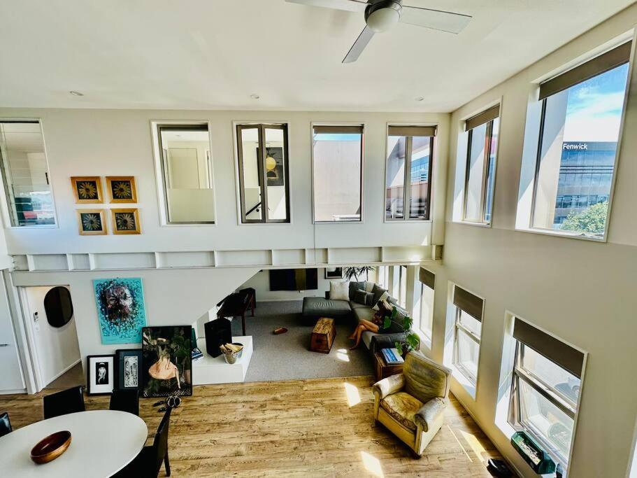 Stunning New York Loft Gallery Christchurch Zewnętrze zdjęcie